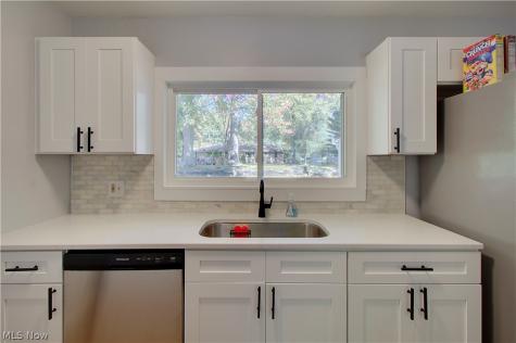477 Linwood Drive Alliance OH 44601