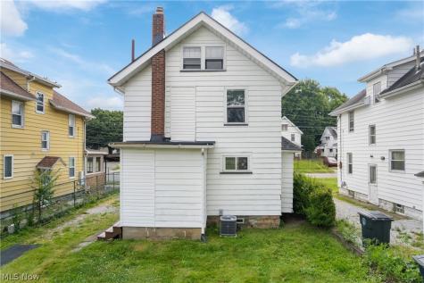1012 Brown Street Akron OH 44301