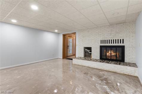 11950 Castleton Lane Grafton OH 44044