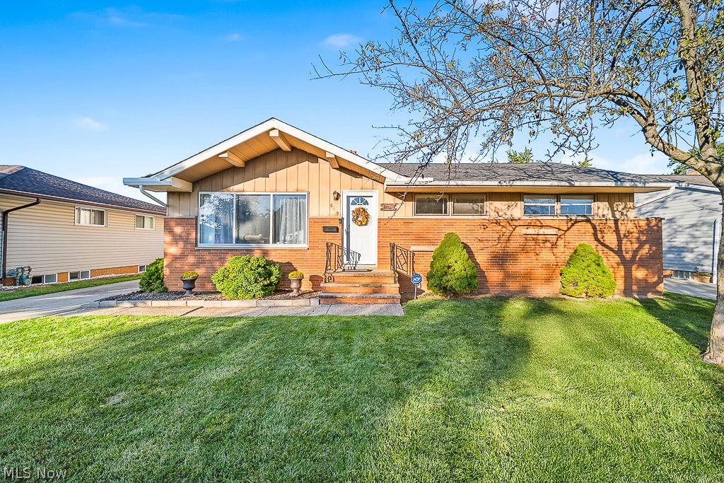 6839 Reid Drive Parma Heights OH 44130