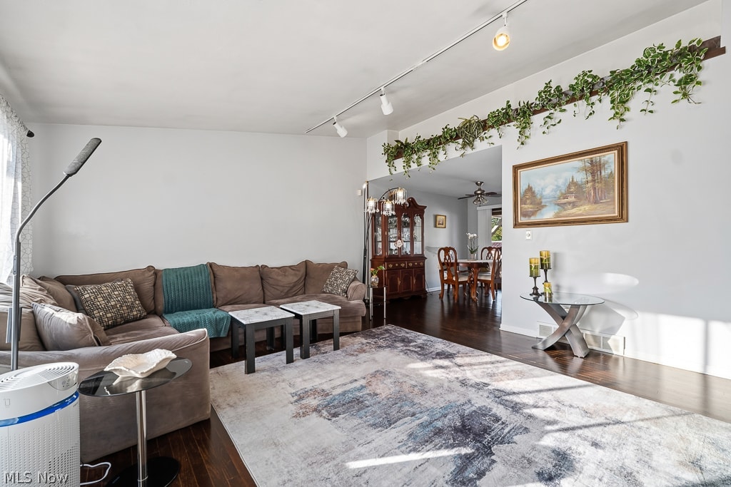 6839 Reid Drive Parma Heights OH 44130