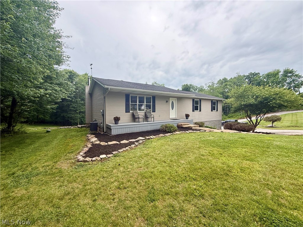 4190 Waynesburg Road NW Carrollton OH 44615