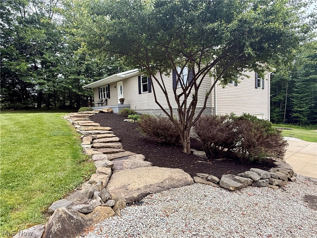 4190 Waynesburg Road NW Carrollton OH 44615