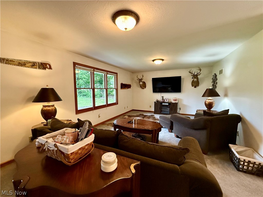 4190 Waynesburg Road NW Carrollton OH 44615