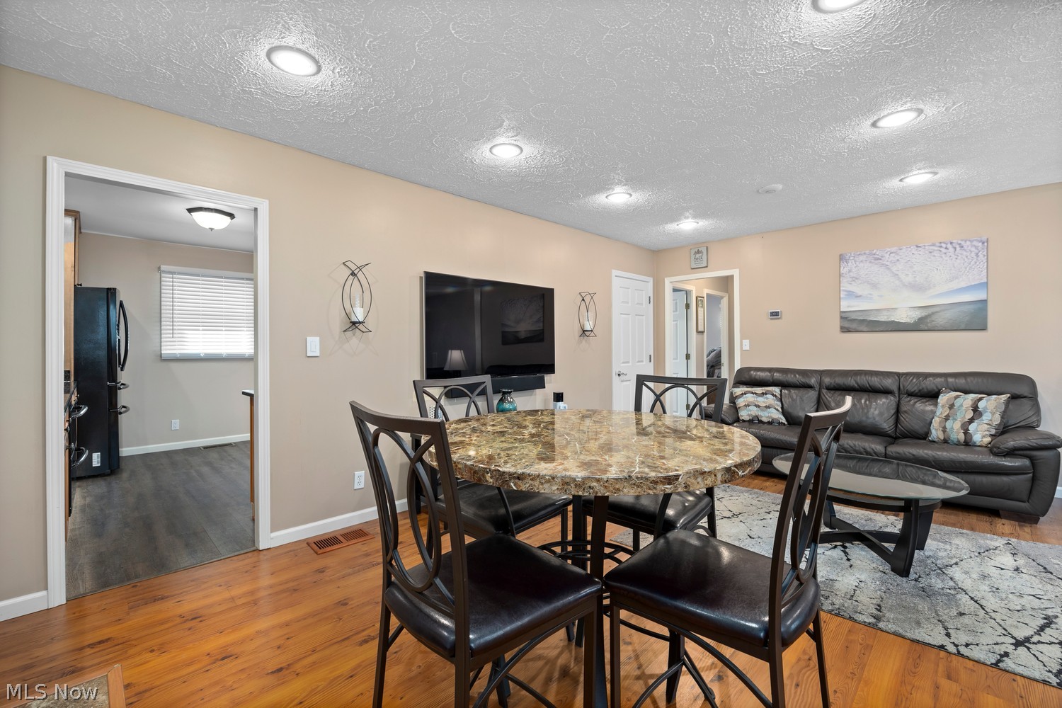 284 Longford Avenue Elyria OH 44035