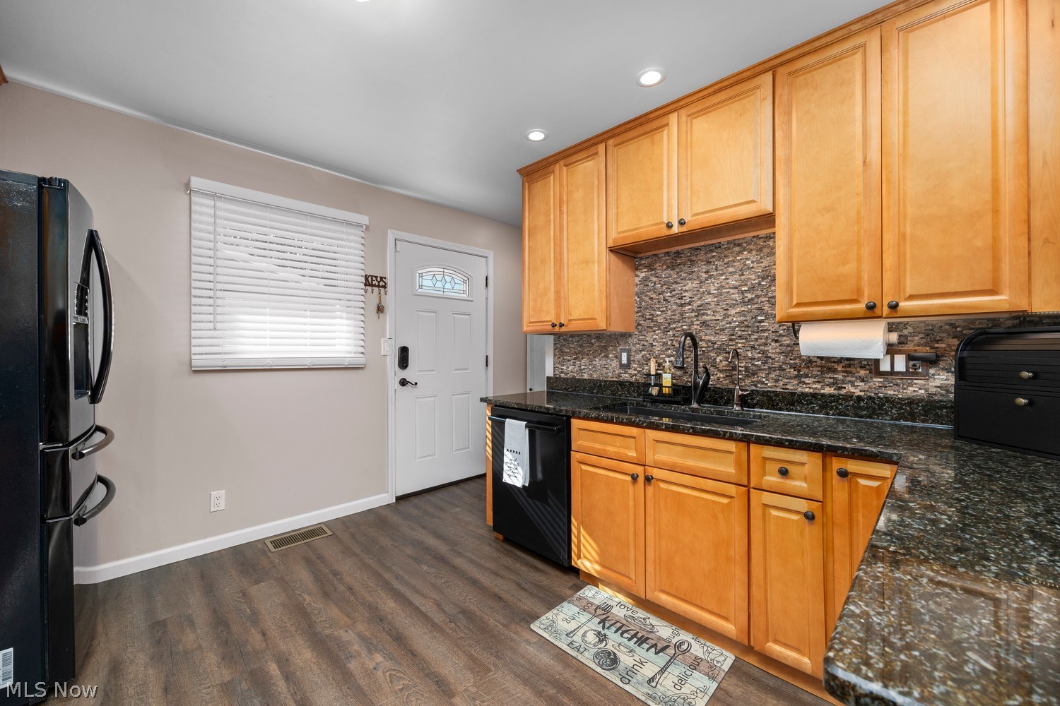 284 Longford Avenue Elyria OH 44035