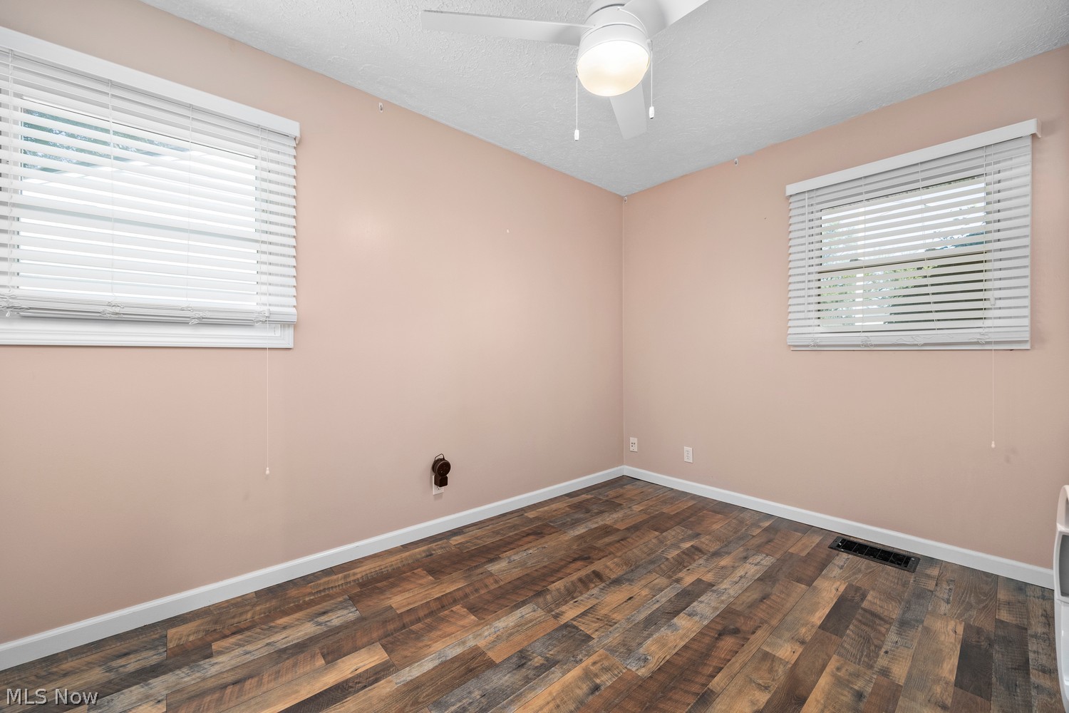 284 Longford Avenue Elyria OH 44035
