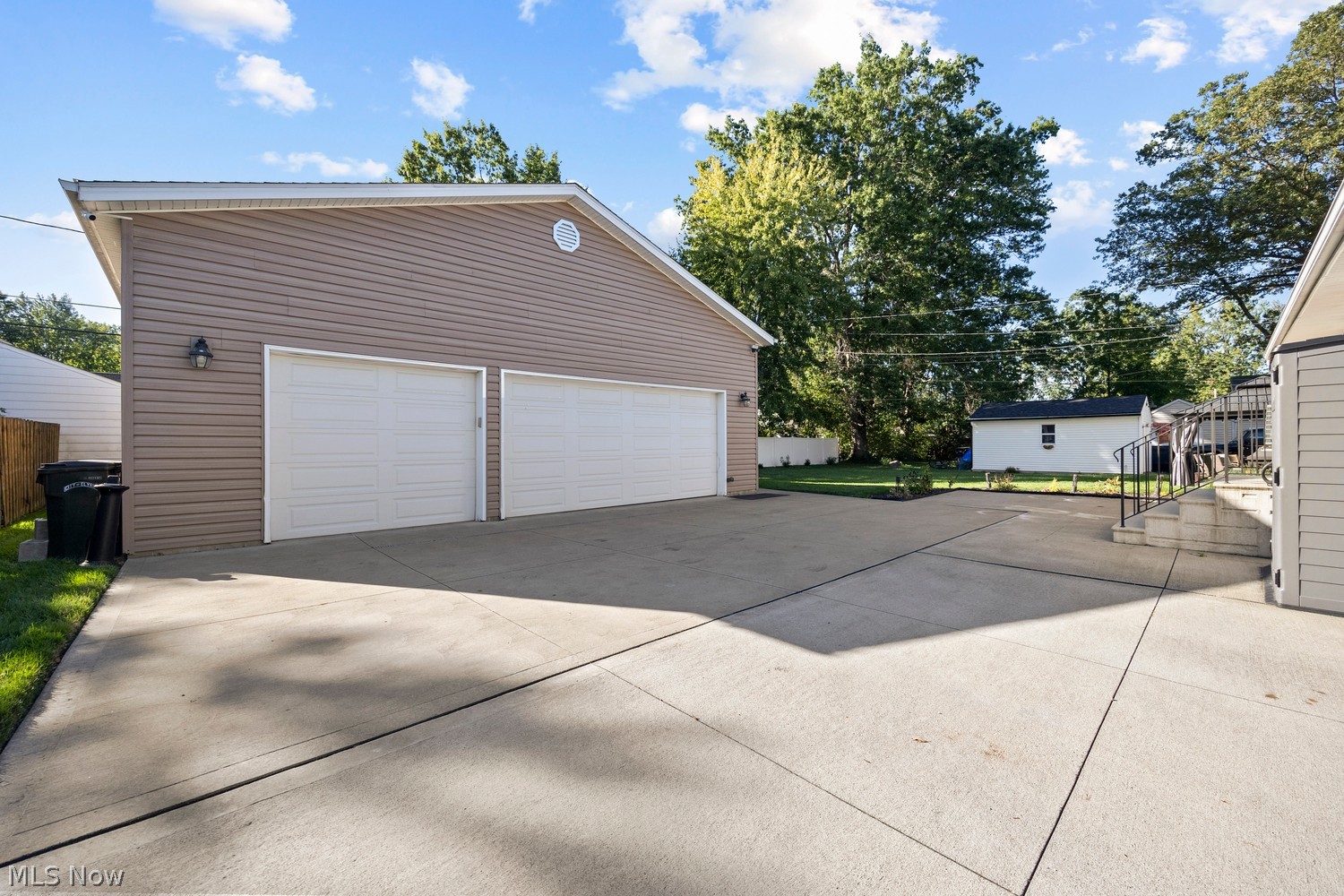 284 Longford Avenue Elyria OH 44035