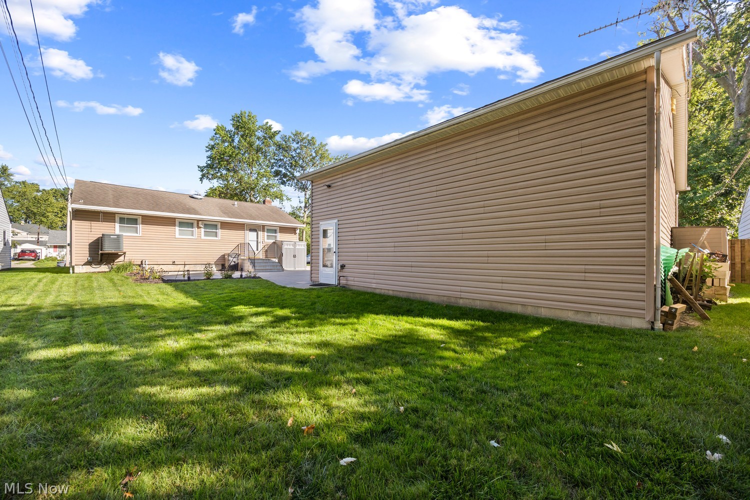 284 Longford Avenue Elyria OH 44035