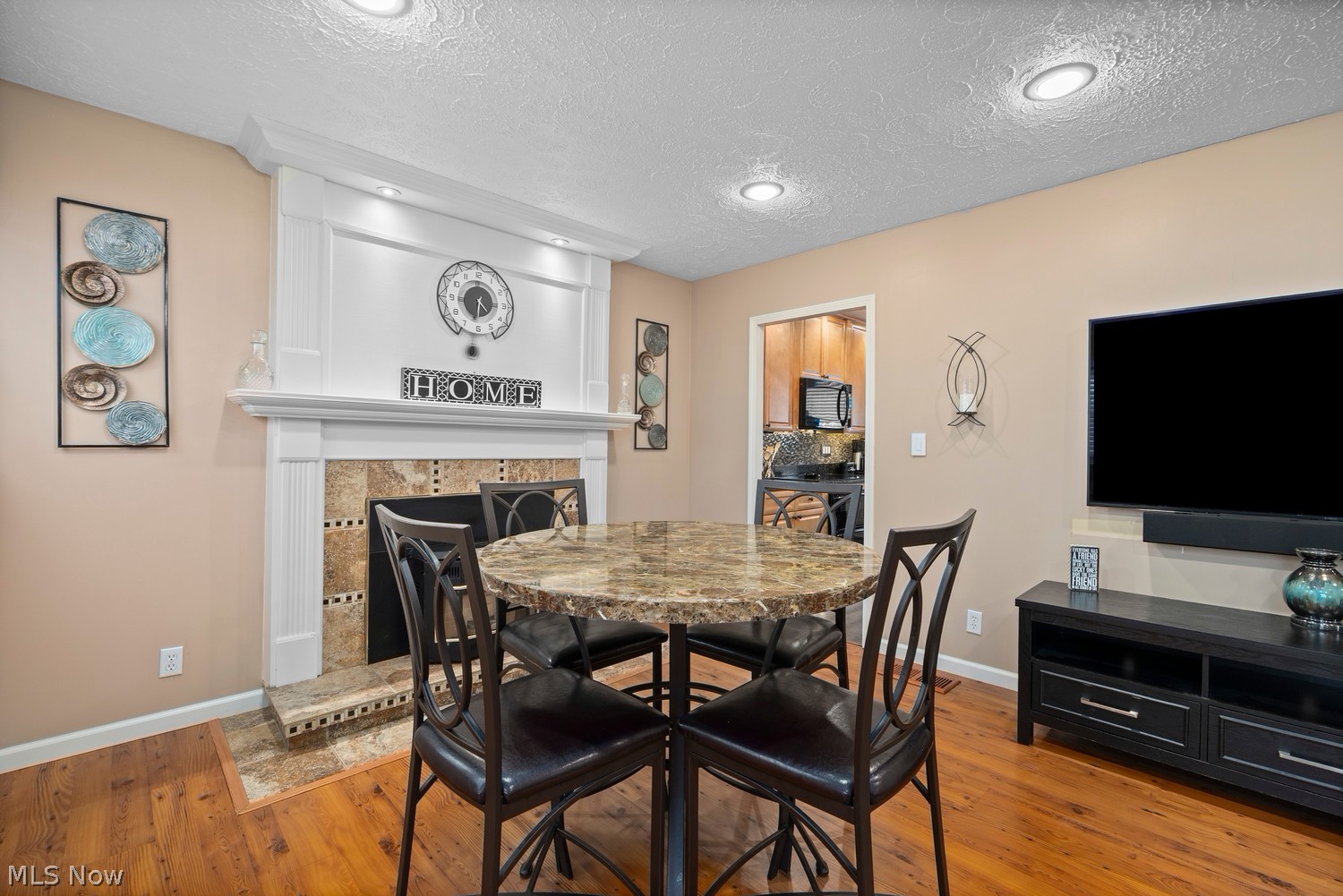284 Longford Avenue Elyria OH 44035