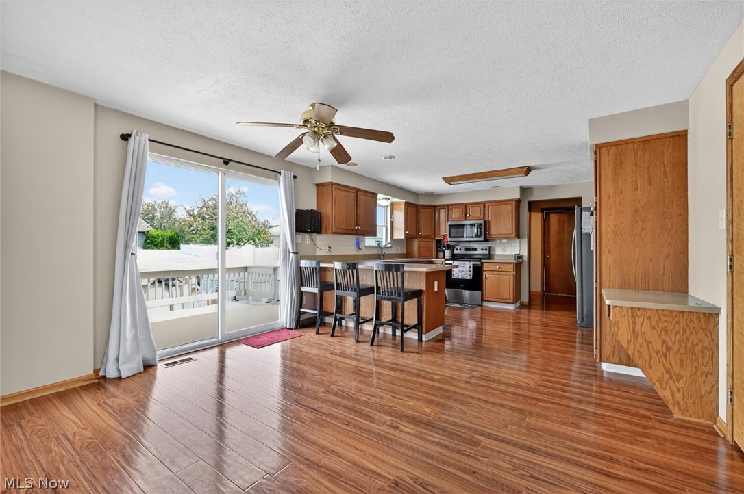 81 S Brookside Drive Oak Harbor OH 43449