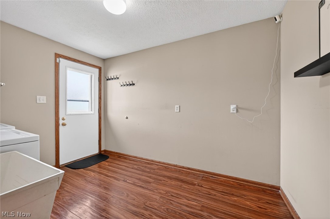 81 S Brookside Drive Oak Harbor OH 43449