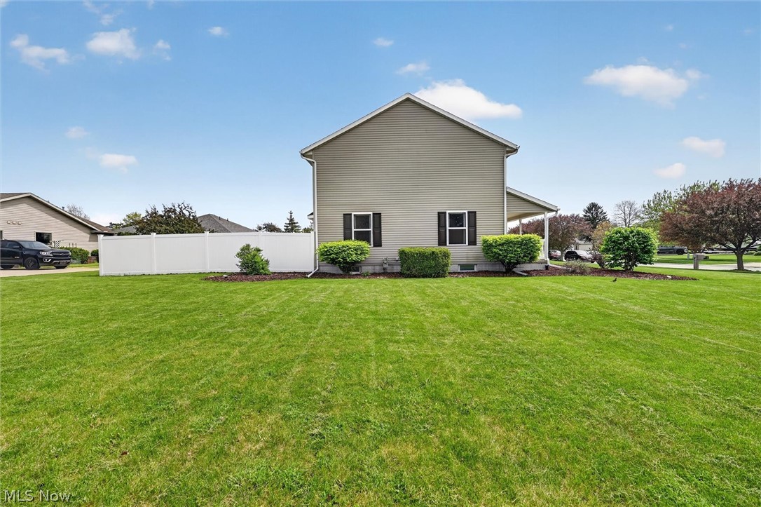 81 S Brookside Drive Oak Harbor OH 43449