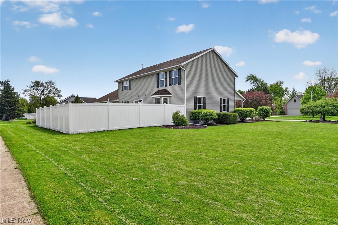 81 S Brookside Drive Oak Harbor OH 43449