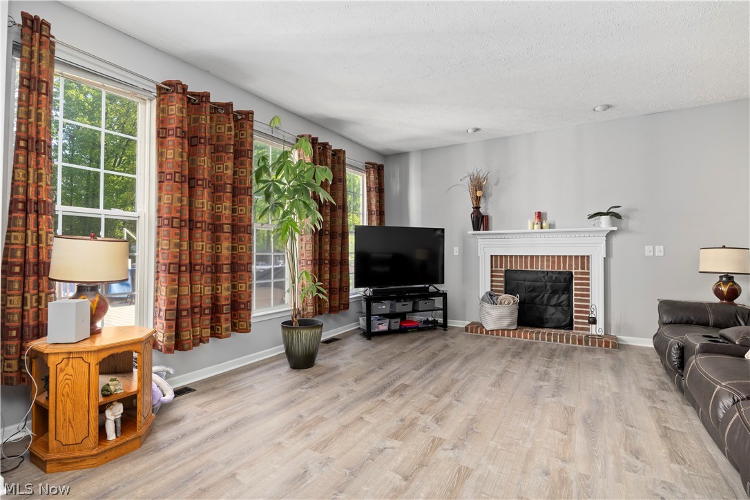 5297 Garfield Boulevard Sheffield Village OH 44054