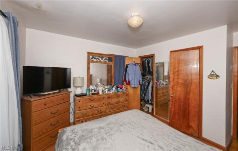 17812 Dalewood Avenue Maple Heights OH 44137