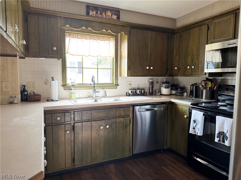 383 Edgewood Court Columbiana OH 44408
