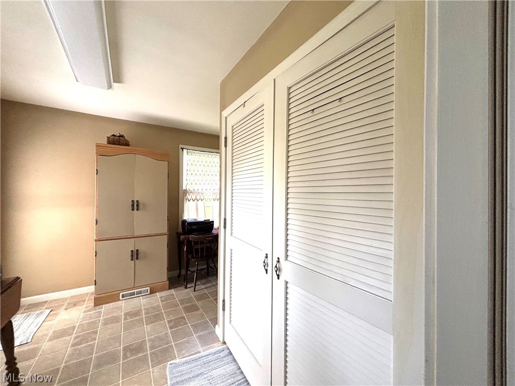 383 Edgewood Court Columbiana OH 44408