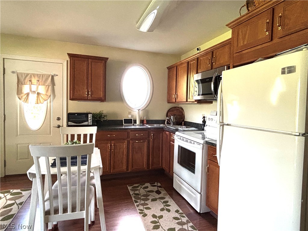 383 Edgewood Court Columbiana OH 44408