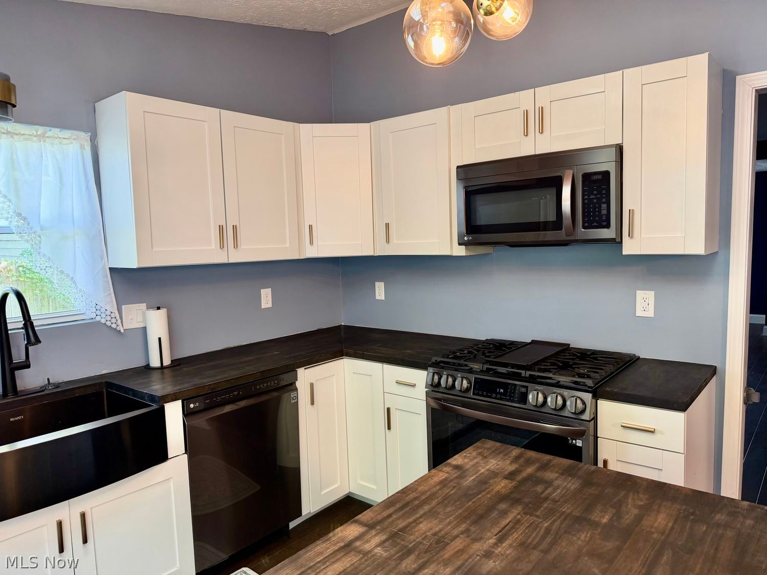 4875 Redwood Drive Sheffield Lake OH 44054