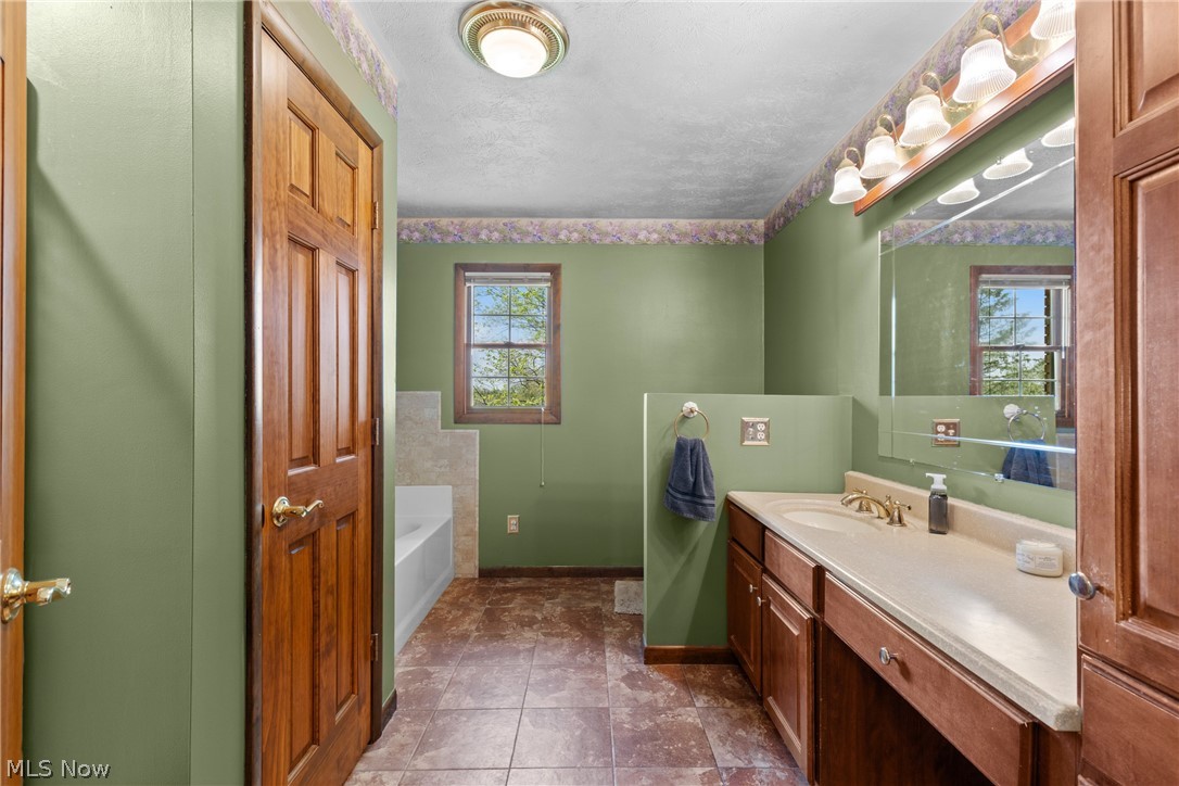 71770 Chini Orchard Road Flushing OH 43977