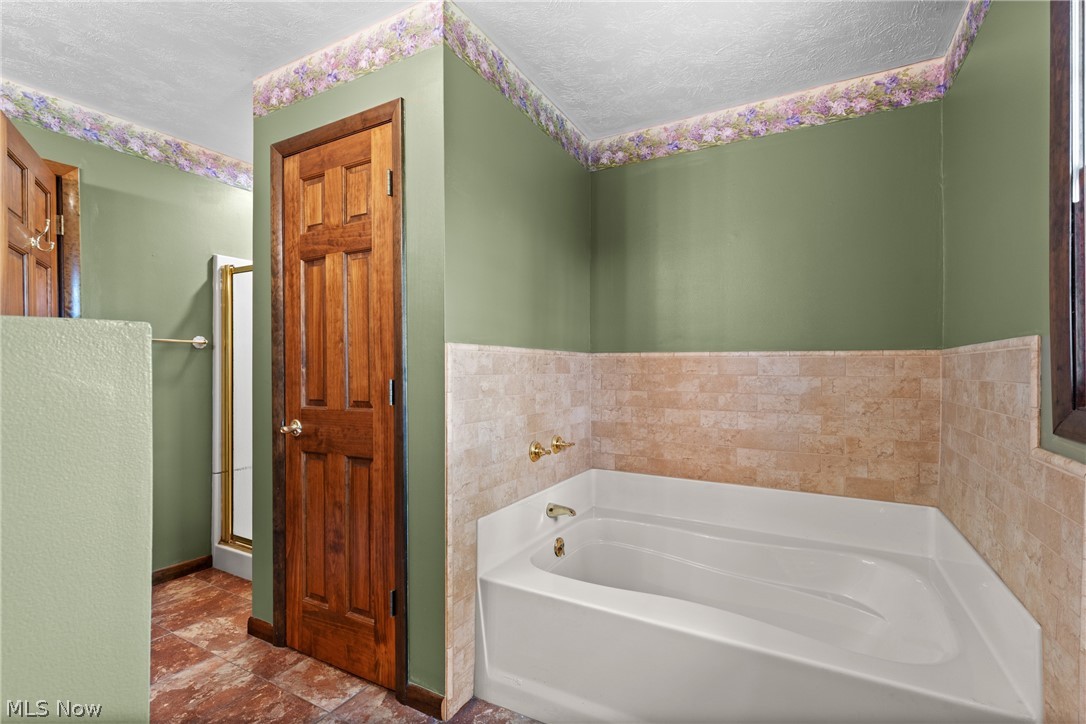 71770 Chini Orchard Road Flushing OH 43977