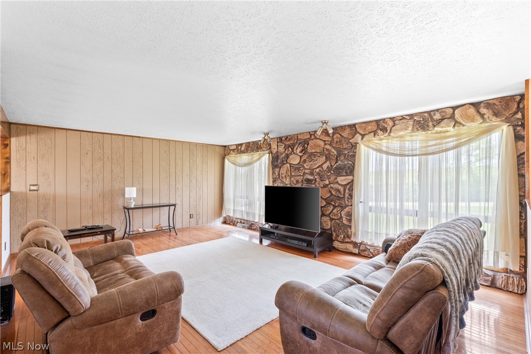 71770 Chini Orchard Road Flushing OH 43977