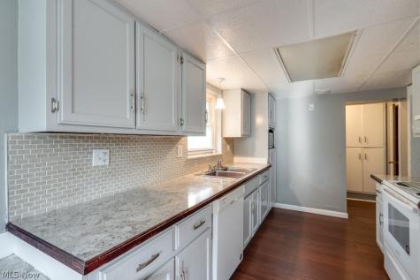 12335 Sunset Drive Garfield Heights OH 44125