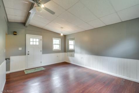 12335 Sunset Drive Garfield Heights OH 44125