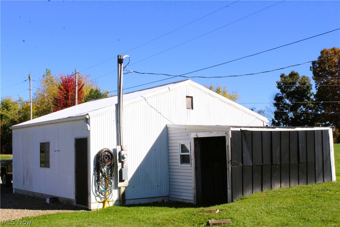 13654 Township Road 473 Lakeville OH 44638