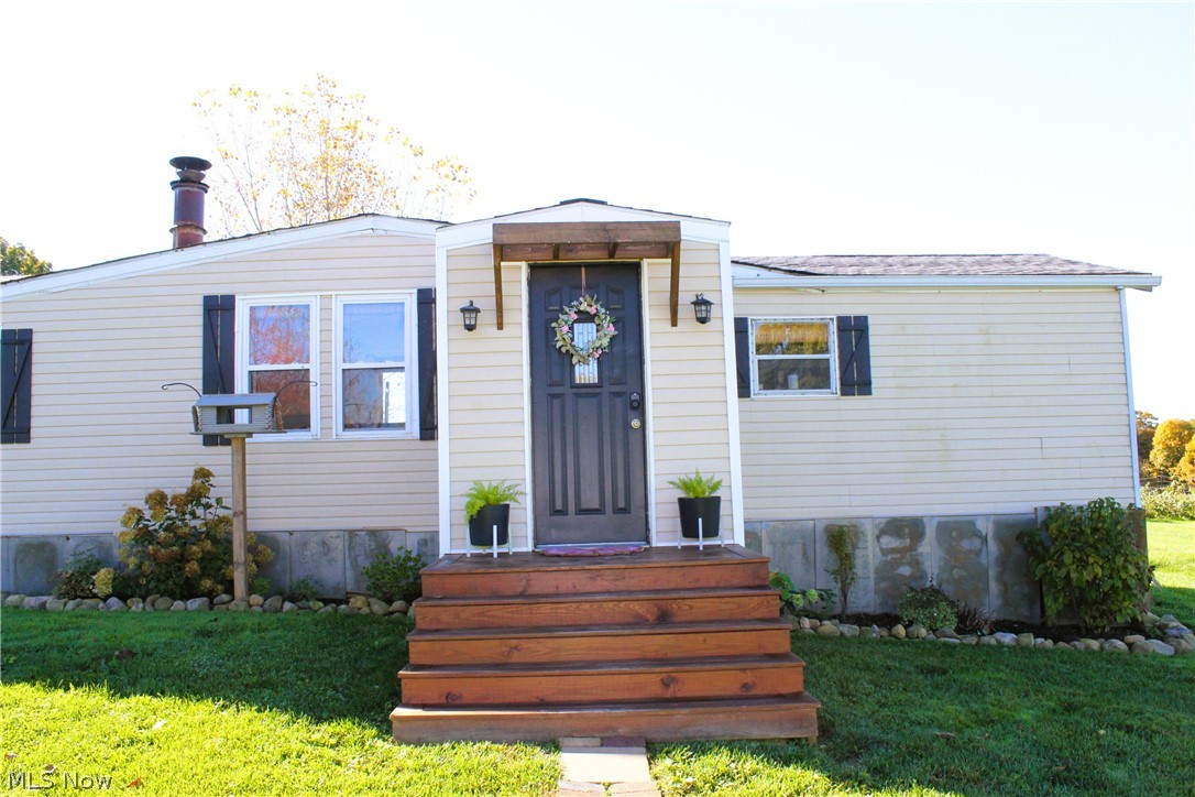 13654 Township Road 473 Lakeville OH 44638