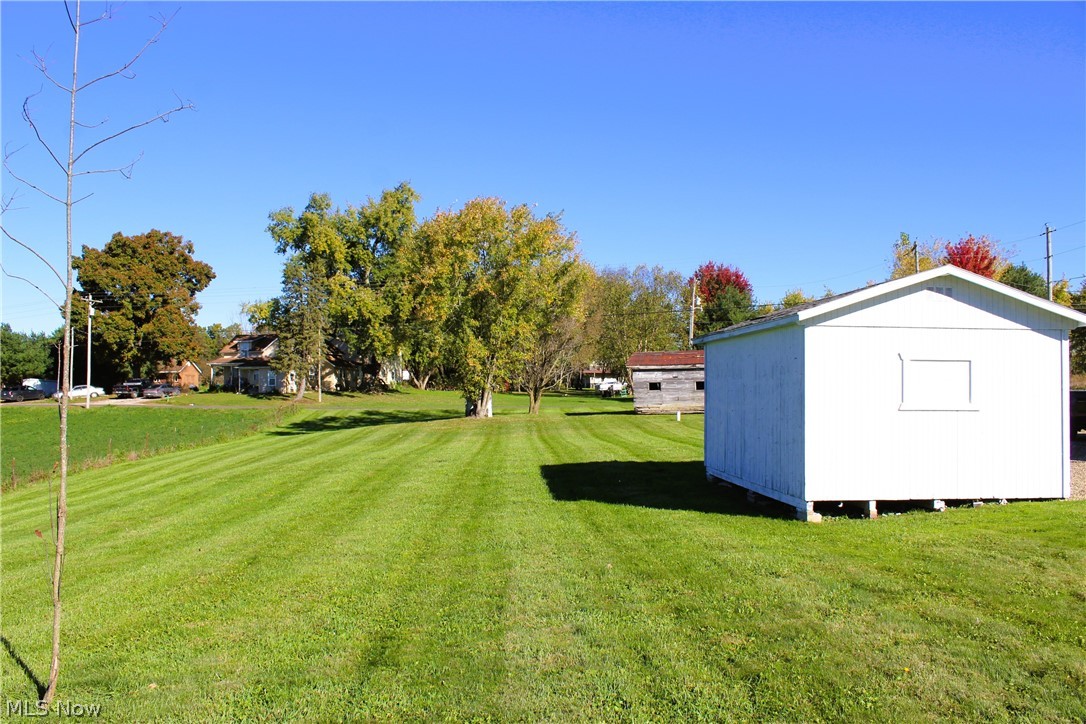 13654 Township Road 473 Lakeville OH 44638