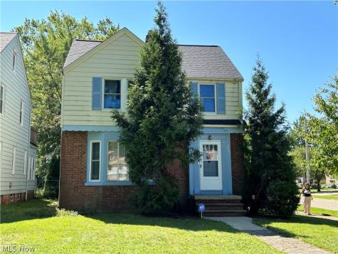 3742 Silsby Road University Heights OH 44118