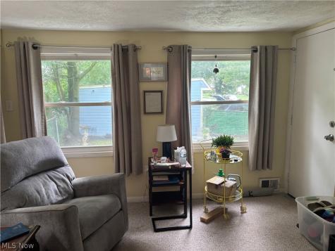 3742 Silsby Road University Heights OH 44118