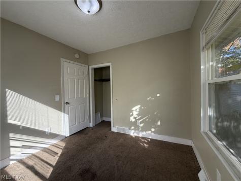 1517 16th Street NE Canton OH 44705