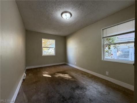 1517 16th Street NE Canton OH 44705