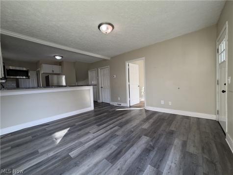 1517 16th Street NE Canton OH 44705
