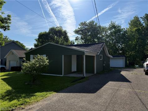 865 East Boulevard Aurora OH 44202