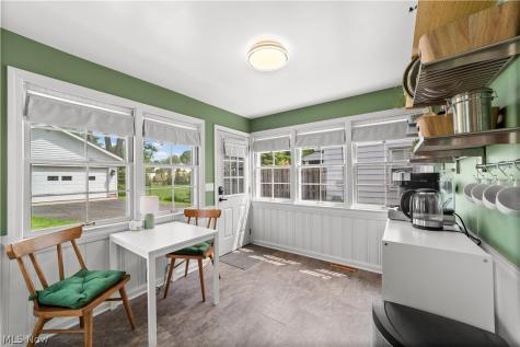 1623 Sunview Road Lyndhurst OH 44124