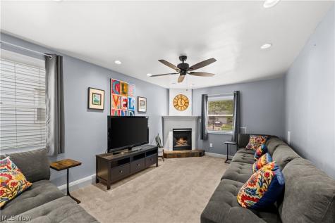 1623 Sunview Road Lyndhurst OH 44124