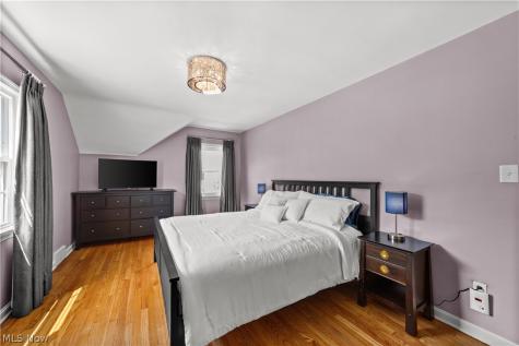 1623 Sunview Road Lyndhurst OH 44124