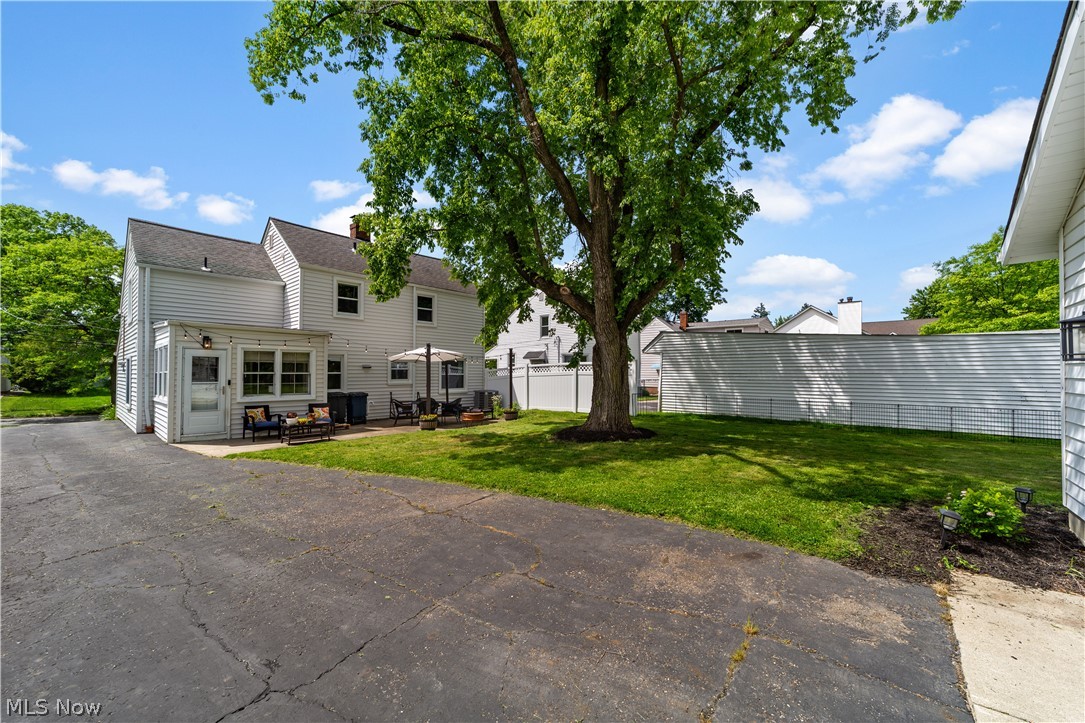 1623 Sunview Road Lyndhurst OH 44124