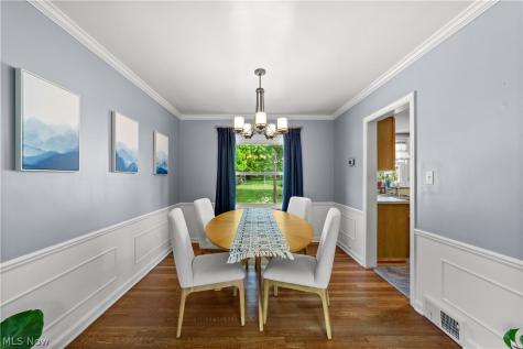 1623 Sunview Road Lyndhurst OH 44124