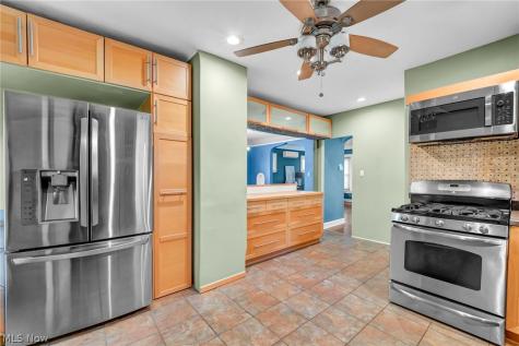 3561 Tullamore Road University Heights OH 44118