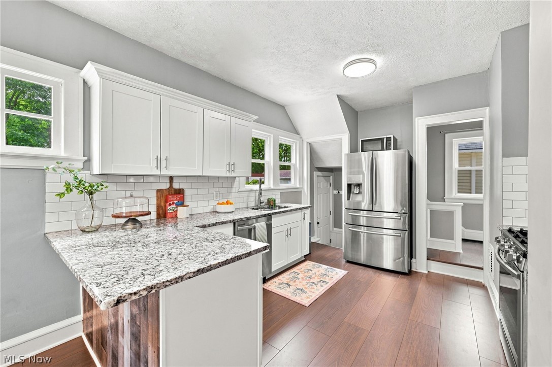 16819 Bradgate Avenue Cleveland OH 44111