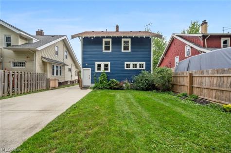 16819 Bradgate Avenue Cleveland OH 44111