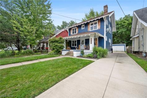 16819 Bradgate Avenue Cleveland OH 44111