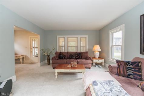 21 Lincoln Avenue Berea OH 44017