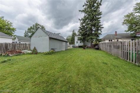 21 Lincoln Avenue Berea OH 44017