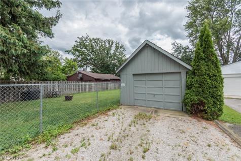 21 Lincoln Avenue Berea OH 44017